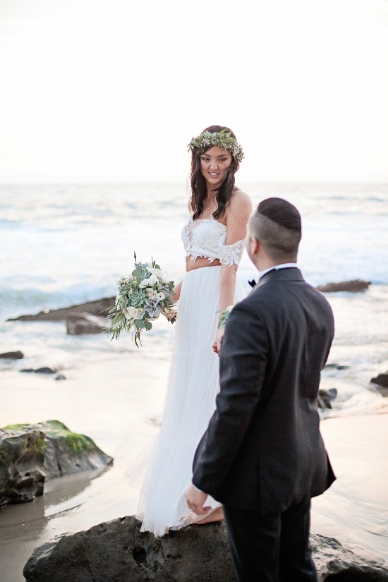 green-and-white-chic-boho-wedding