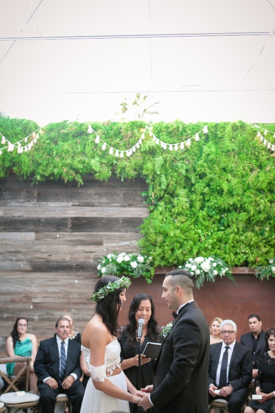 green-and-white-chic-boho-wedding
