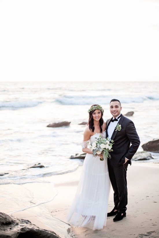 green-and-white-chic-boho-wedding