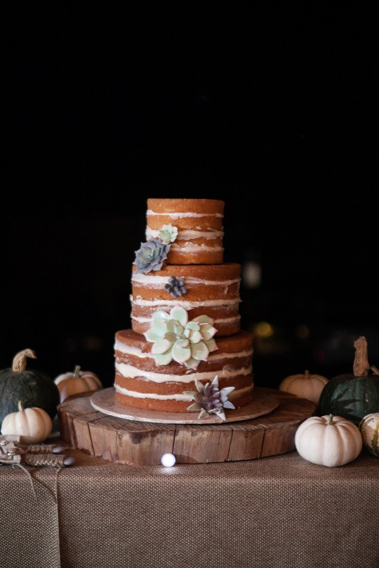 green-and-white-chic-boho-wedding