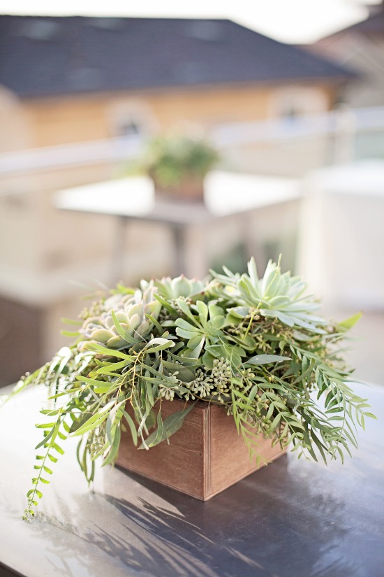 green-and-white-chic-boho-wedding