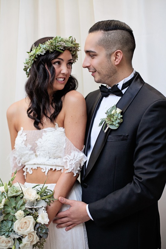 green-and-white-chic-boho-wedding