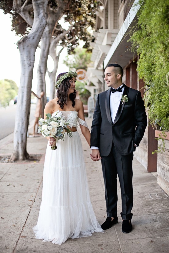 green-and-white-chic-boho-wedding
