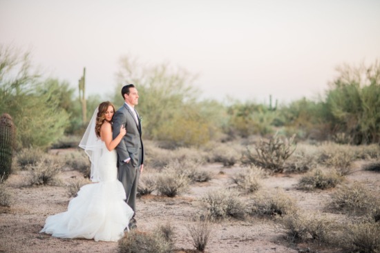 how-to-have-a-glam-desert-wedding