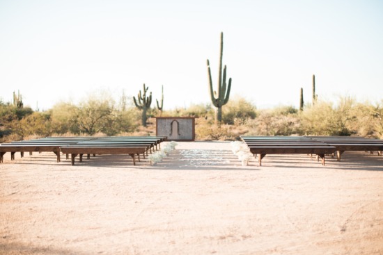 how-to-have-a-glam-desert-wedding