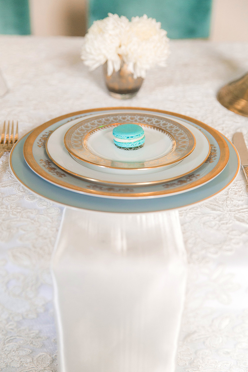 ivory-and-teal-french-wedding-ideas-30