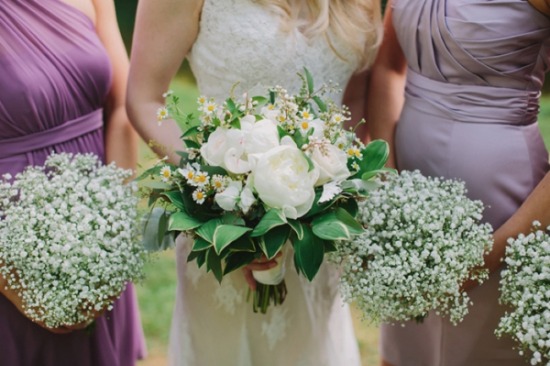 laid-back-purple-and-white-wedding