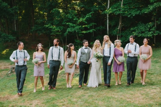 laid-back-purple-and-white-wedding