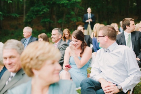 laid-back-purple-and-white-wedding