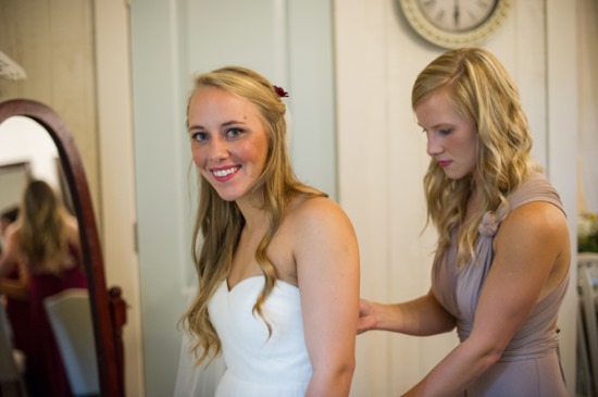 mauve-and-marsala-preppy-wedding