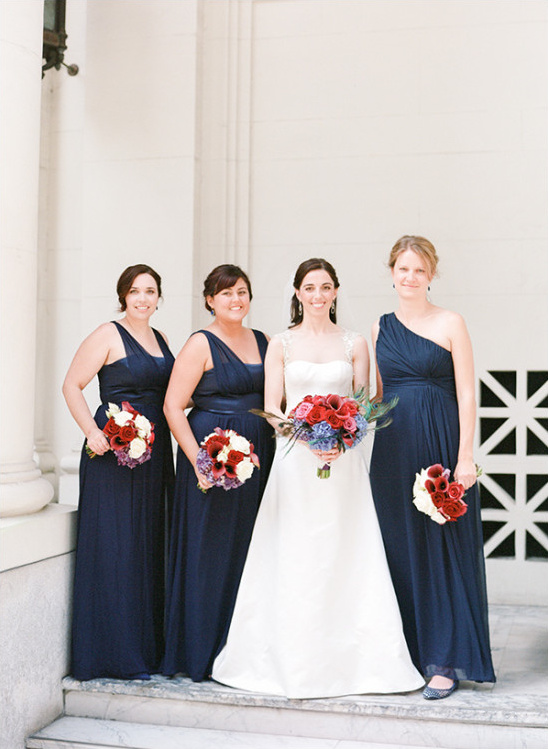 navy bridesmaids @weddingchicks