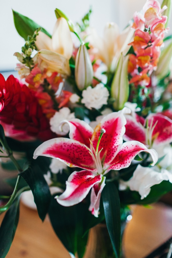 pink-and-green-modern-indie-wedding