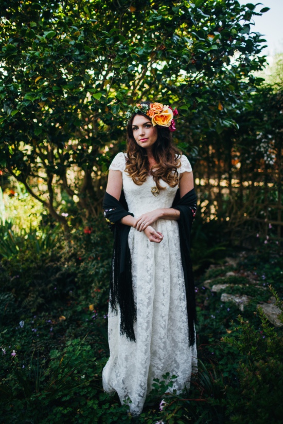 pink-and-green-modern-indie-wedding