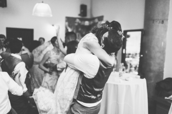 pink-and-green-modern-indie-wedding