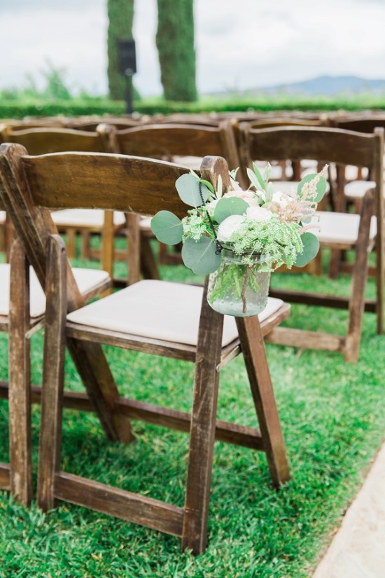 pops-of-pink-vineyard-wedding