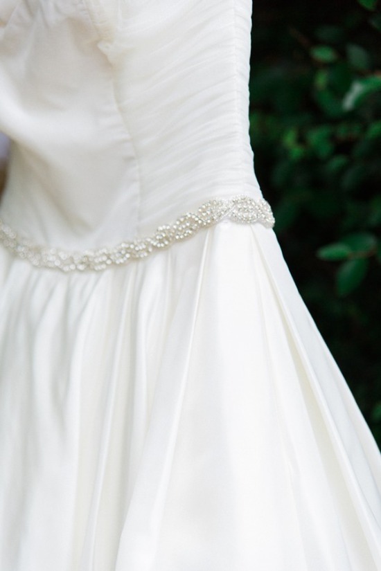 pops-of-pink-vineyard-wedding