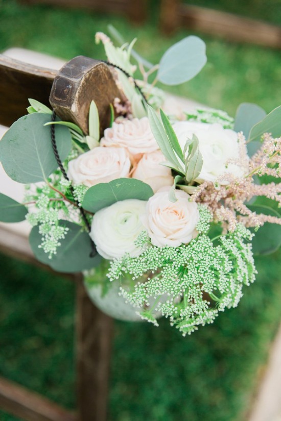 pops-of-pink-vineyard-wedding