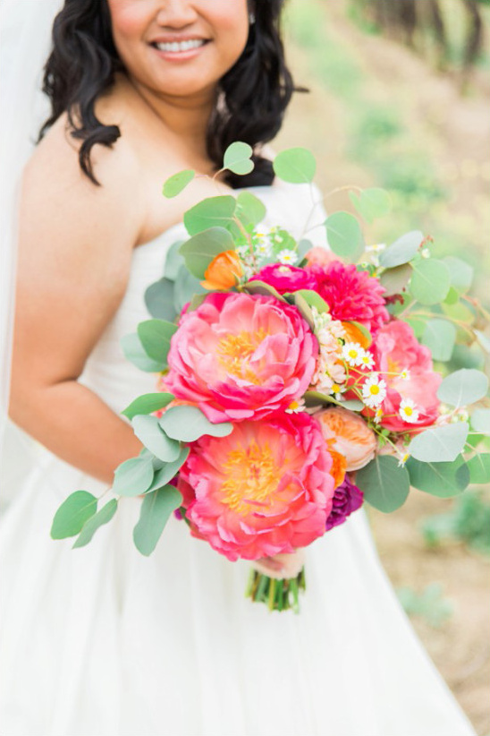 pink bouquet @weddingchicks