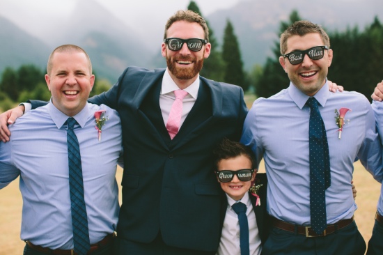 pretty-pink-ranch-wedding