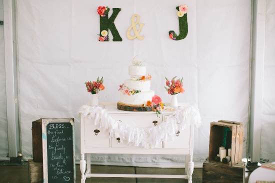 pretty-pink-ranch-wedding
