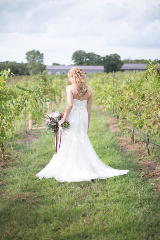 pretty-pink-vineyard-wedding