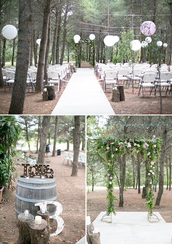 forest wedding ceremony decor @weddingchicks