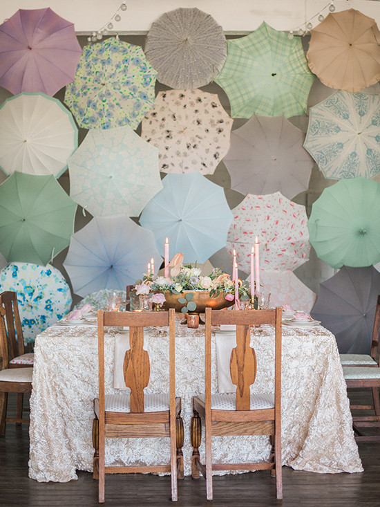 rainy day wedding ideas @weddingchicks