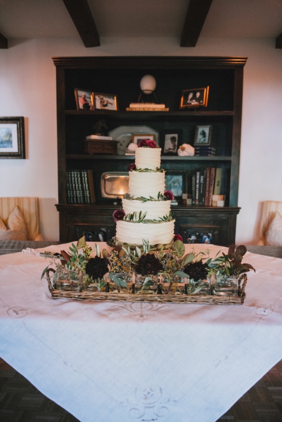 rustic-backyard-garden-wedding