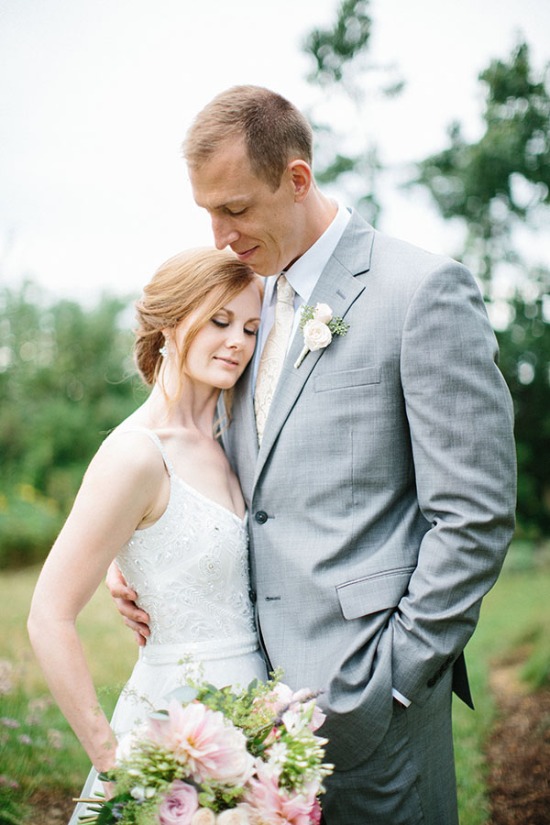 simple-and-elegant-blush-wedding