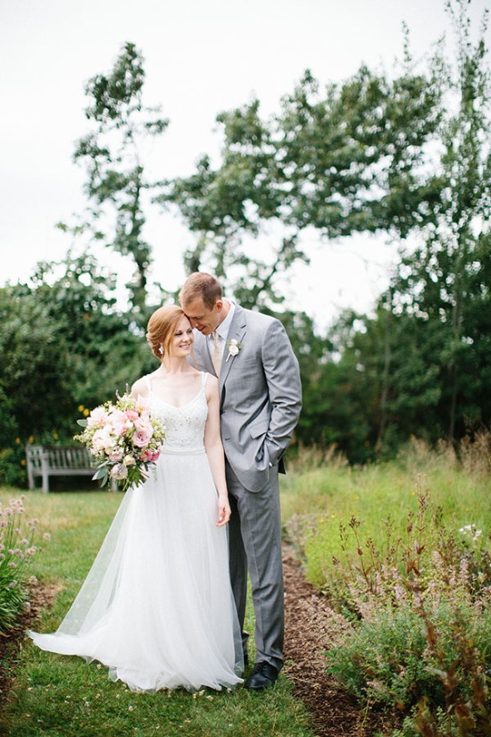 simple-and-elegant-blush-wedding