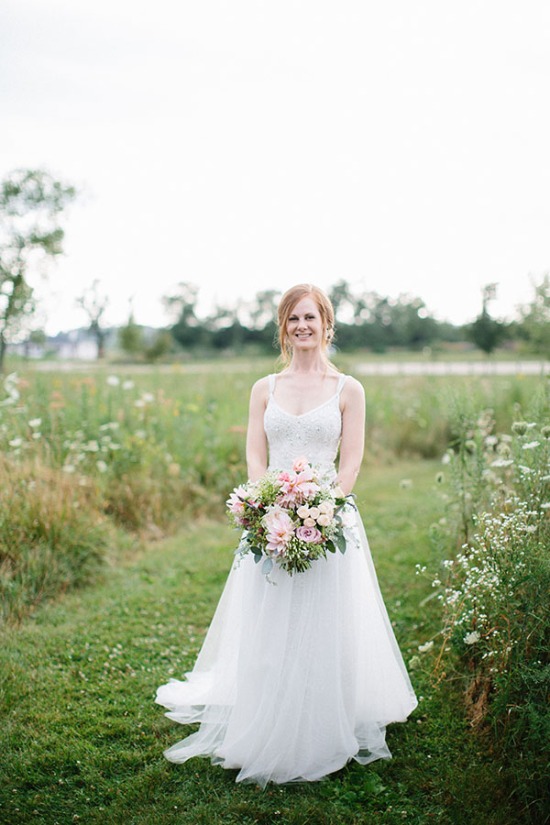 simple-and-elegant-blush-wedding