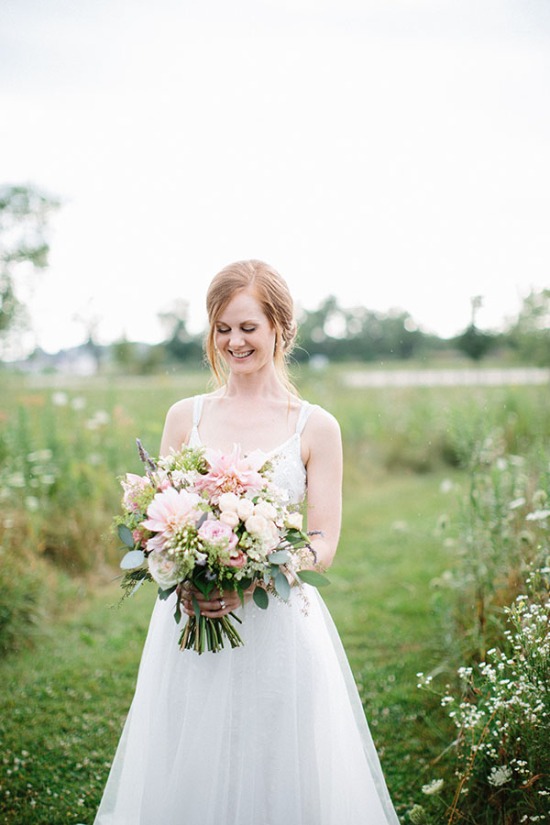 simple-and-elegant-blush-wedding