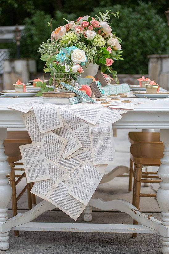 vintage-book-inspired-wedding-ideas