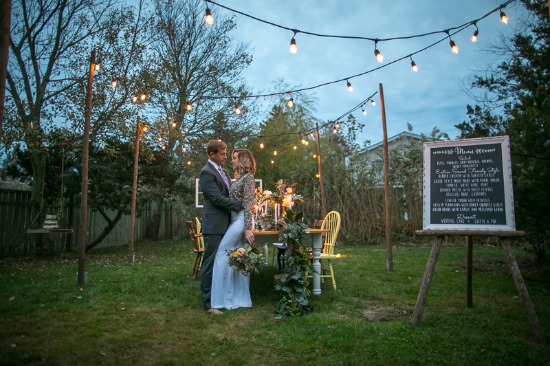 vintage-vw-backyard-wedding