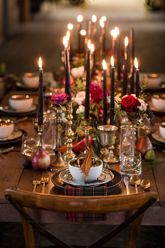 candle lit table decor @weddingchicks