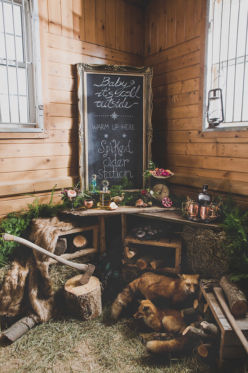 winter-barn-wedding-tips15