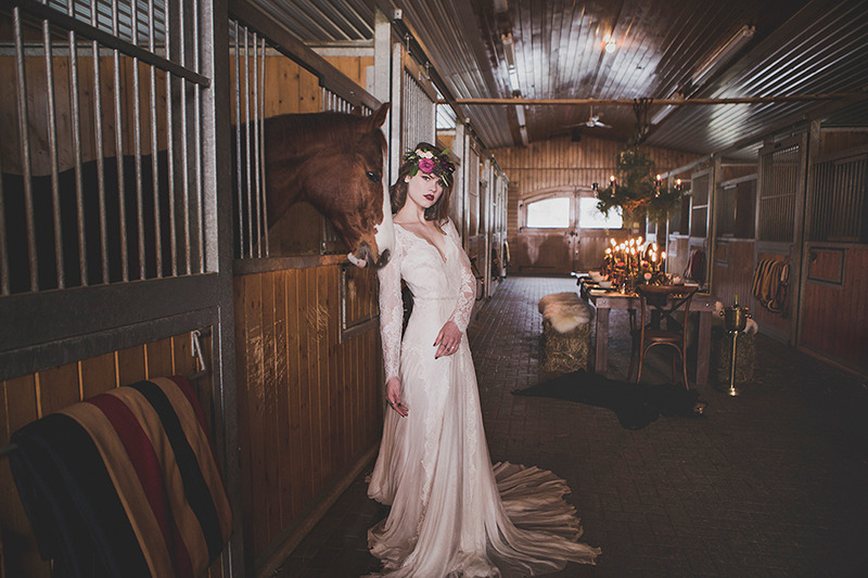 winter-barn-wedding-tips22