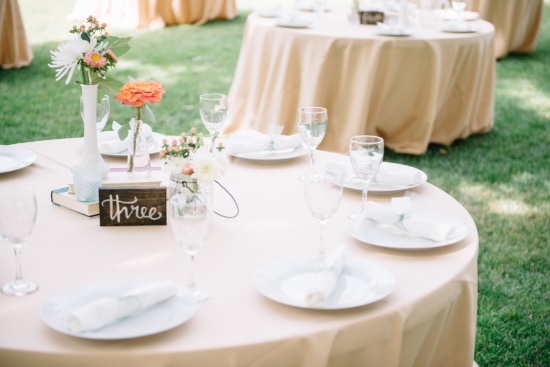 wooden-sign-mint-and-peach-wedding