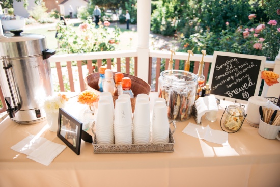 wooden-sign-mint-and-peach-wedding