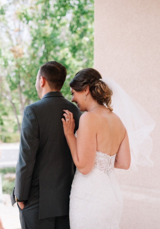 wooden-sign-mint-and-peach-wedding