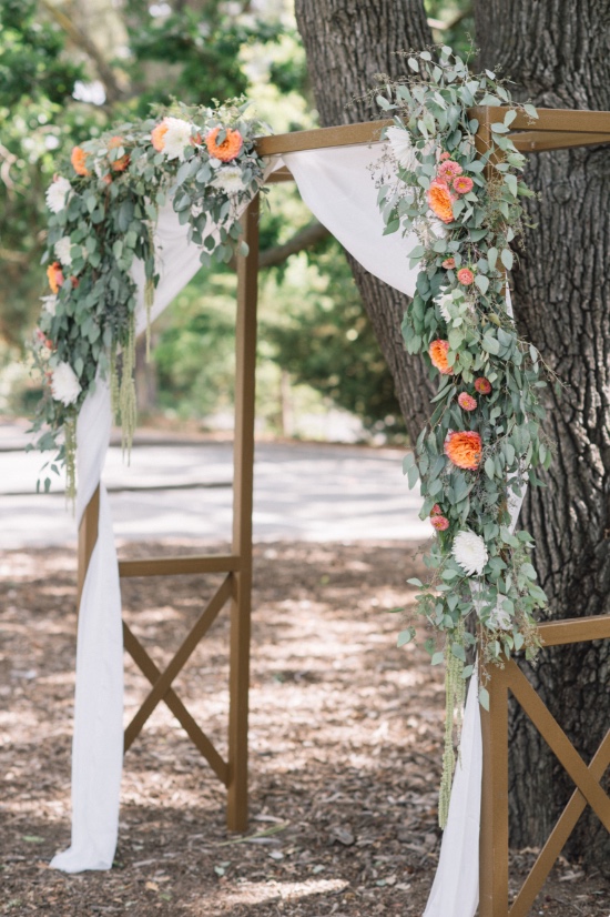 wooden-sign-mint-and-peach-wedding