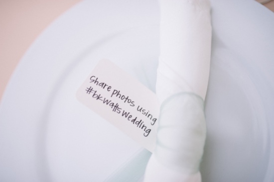 wooden-sign-mint-and-peach-wedding