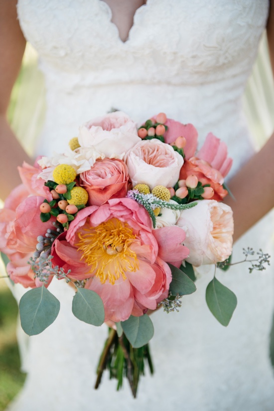 wooden-sign-mint-and-peach-wedding