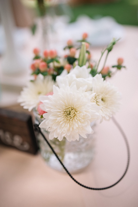 wooden-sign-mint-and-peach-wedding