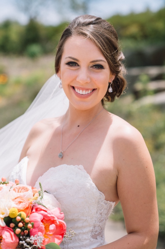 wooden-sign-mint-and-peach-wedding