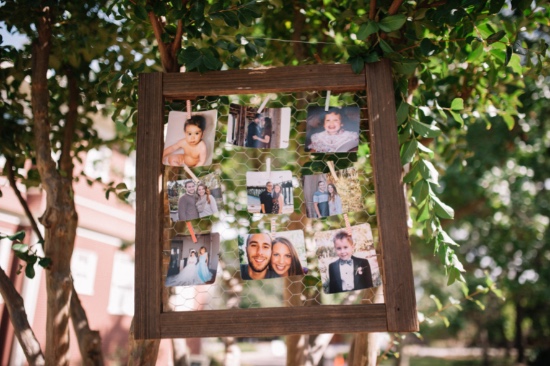 wooden-sign-mint-and-peach-wedding