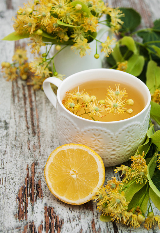 drink lemon tea to fight the cravings @weddingchicks