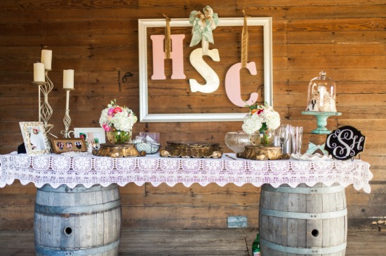 beautiful-be-yourself-barn-wedding