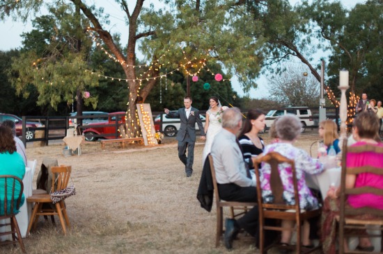 beautiful-be-yourself-barn-wedding
