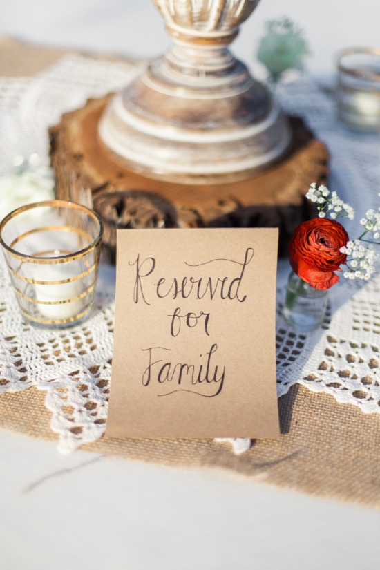 beautiful-be-yourself-barn-wedding